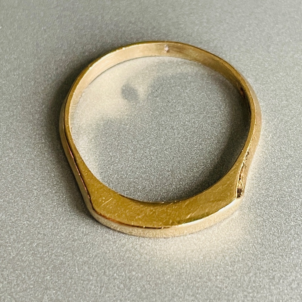 14K Yellow Gold Modern Minimalist Stackable Ring Band Vintage - Picture 1 of 13